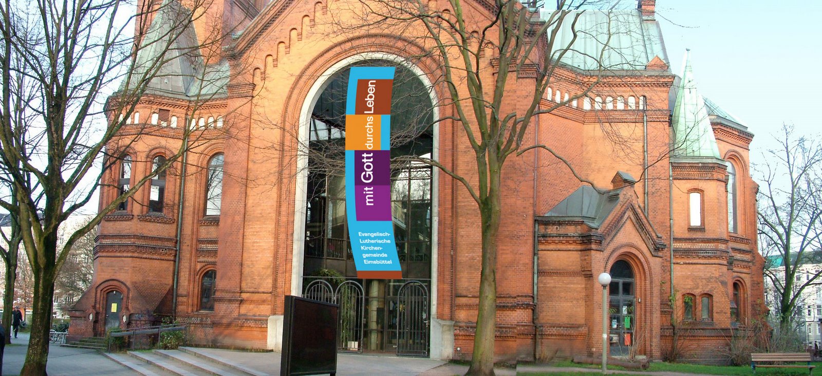 [Apostle+Kirche.with.block.banner.cropped.jpg]