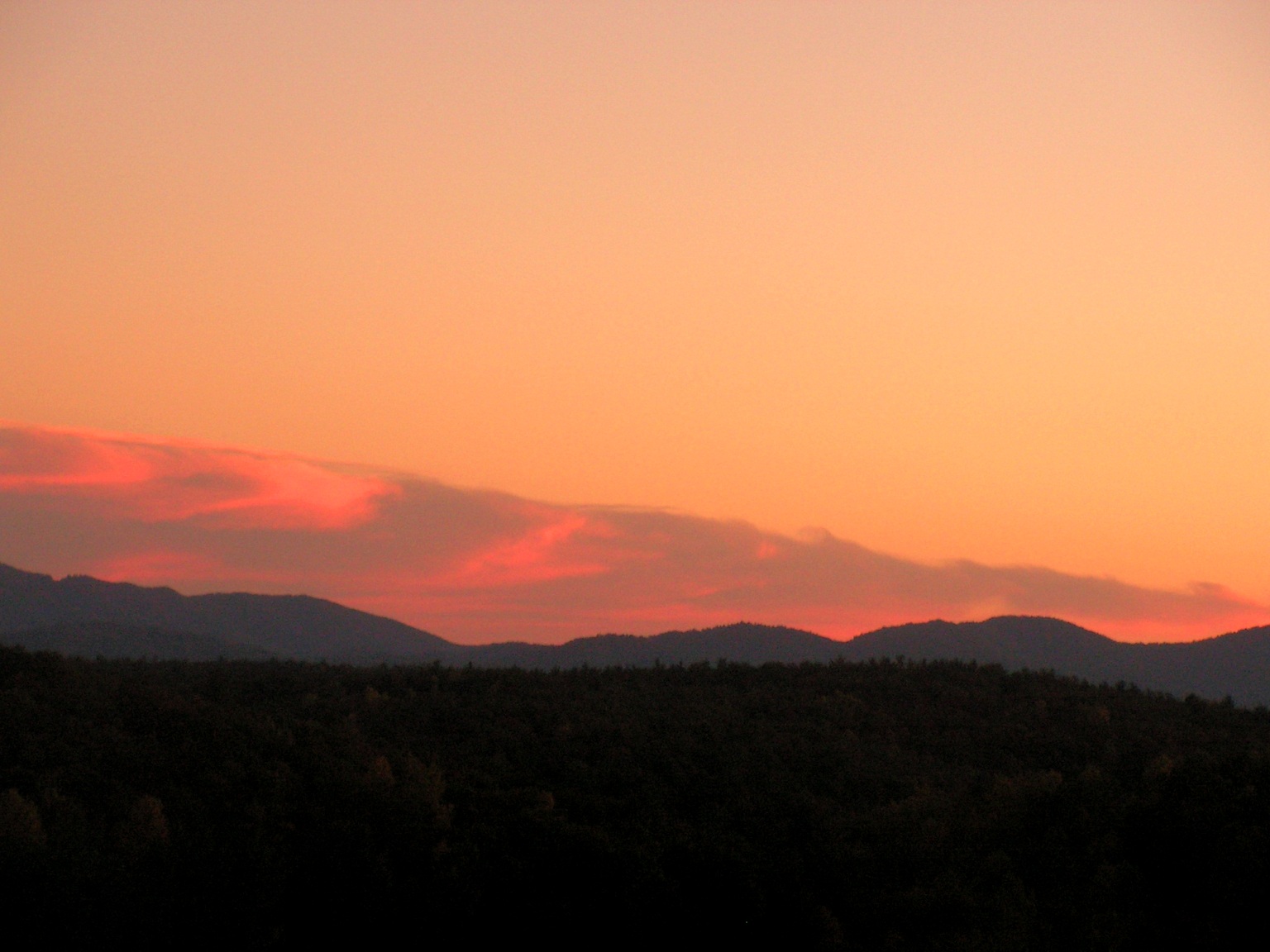 [Sunset+Behind+the+Blue+Ridge.JPG]