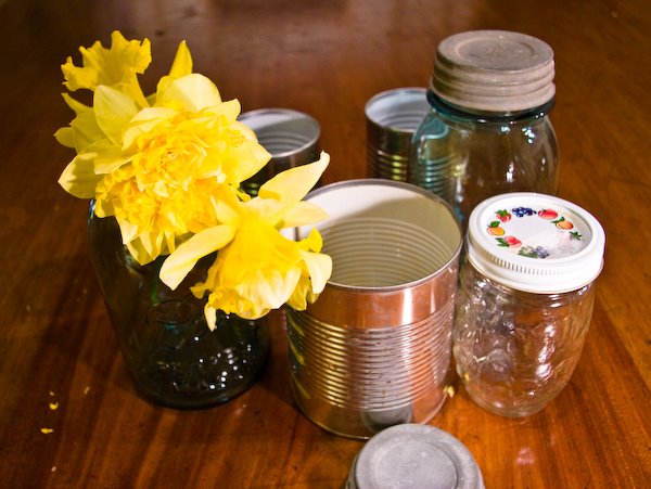 [jars-cans-flowers.jpg]