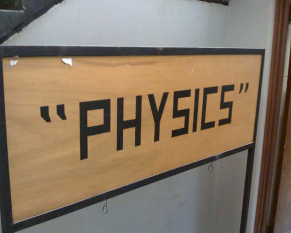 [physics.jpg]
