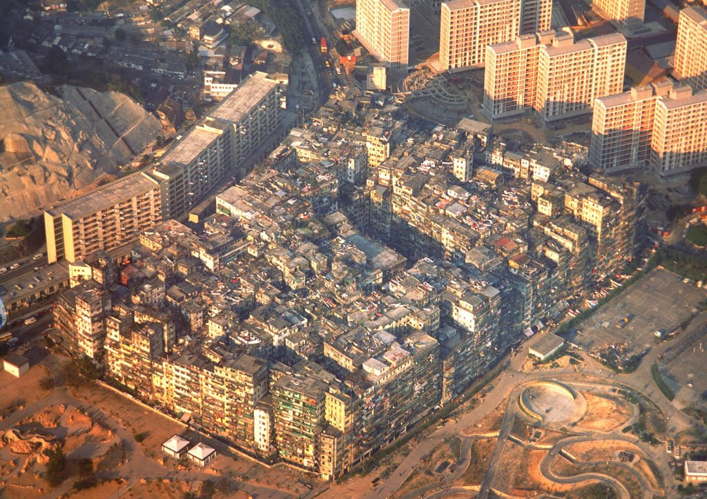 [kowloon-walled-city-2.jpg]