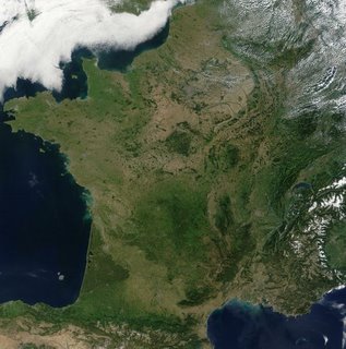 [594px-Satellite_image_of_France_in_August_2002.jpg]