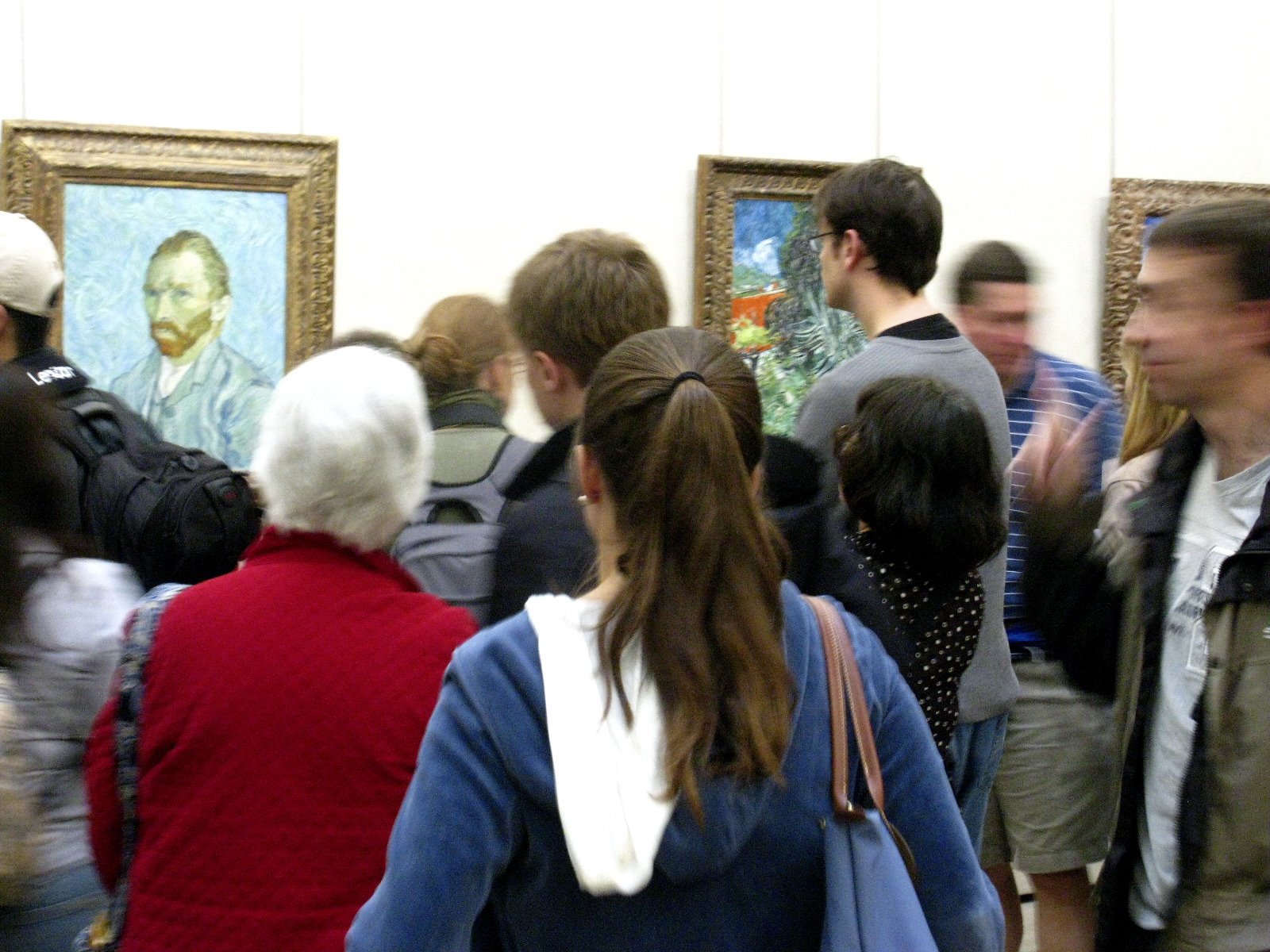 [Van+Gogh+crowd.JPG]