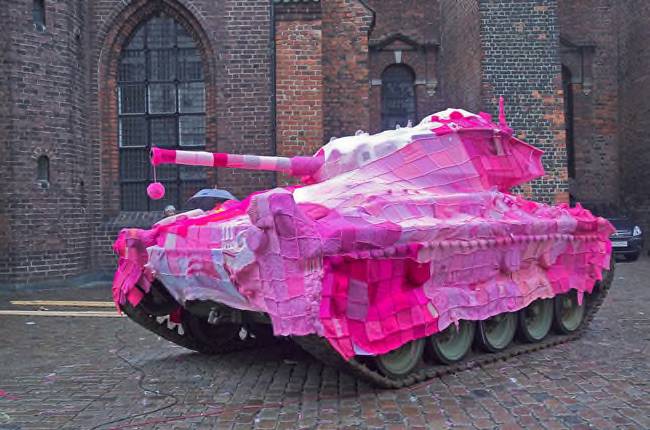 [pink_tank.jpg]
