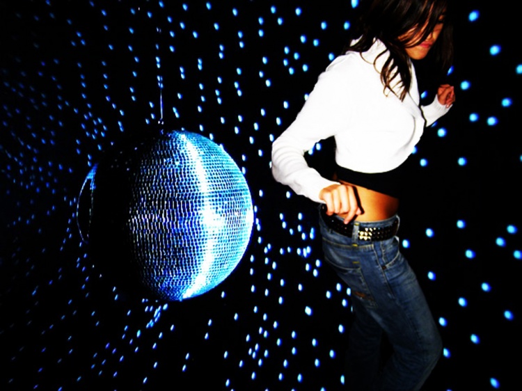 [disco+dance.jpg]