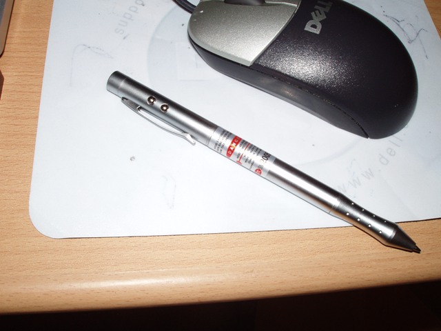 [pen.JPG]