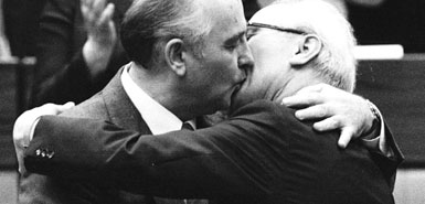[Brezhnev+and+Honecker+embracing.jpg]