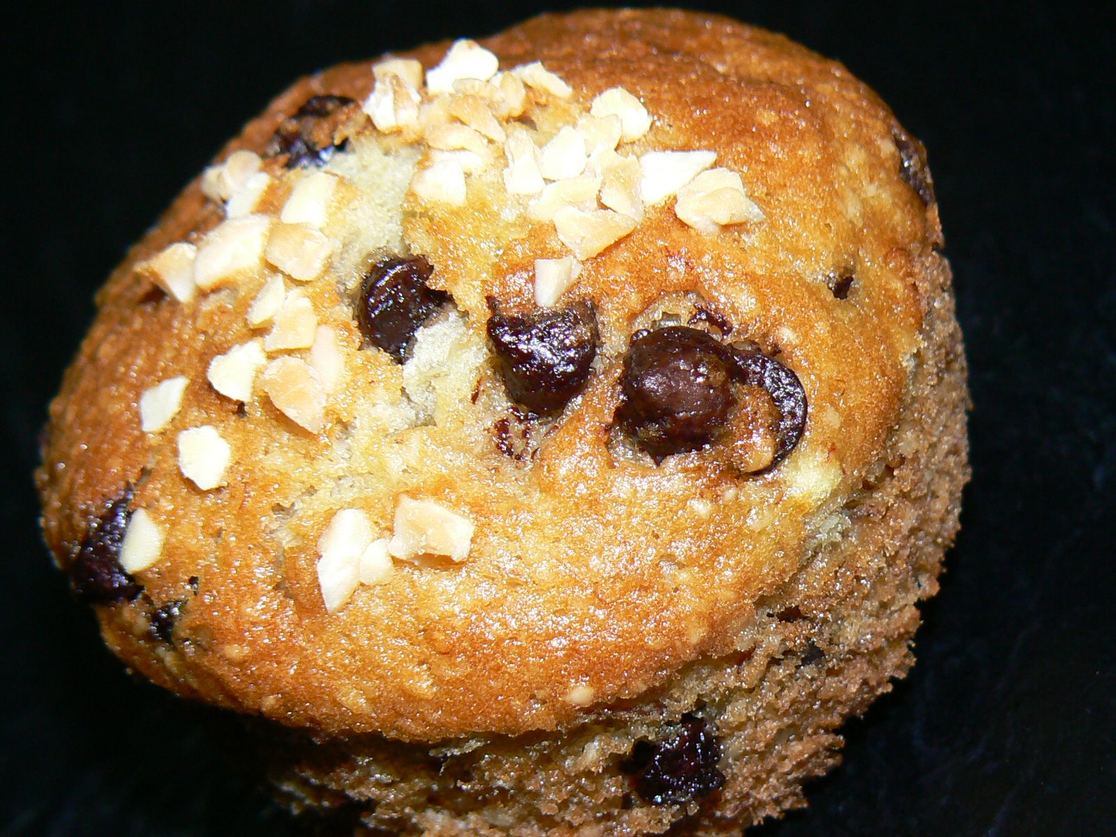 [Chocolate+Chips+&+Almond+Muffin.jpg]