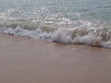[Portugal-Algarve-Faro-Praia-do-Faro-beach-sea-sand-surf-breaking-waves-2-DHD.jpg]