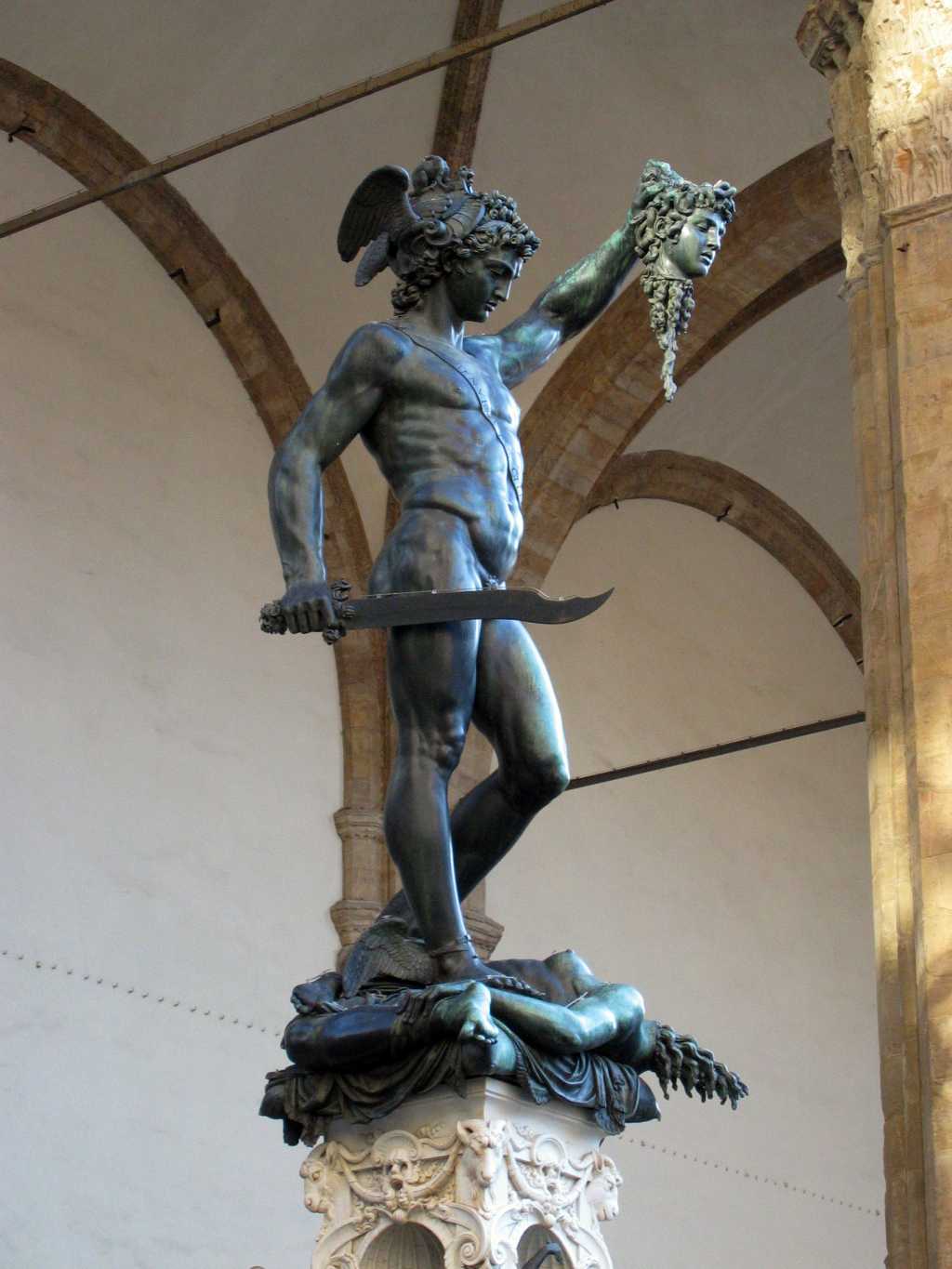 [Medusa++Perseus+Signoria+Statue.jpg]