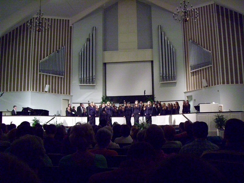 Hopkinsville High School choir concert