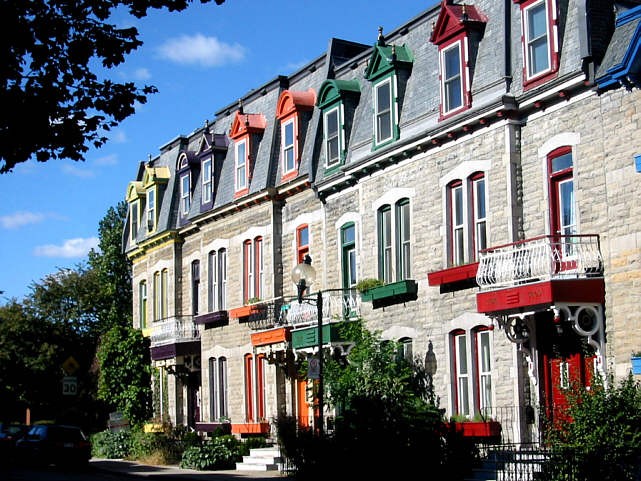 [Montreal_colored_houses.jpg]