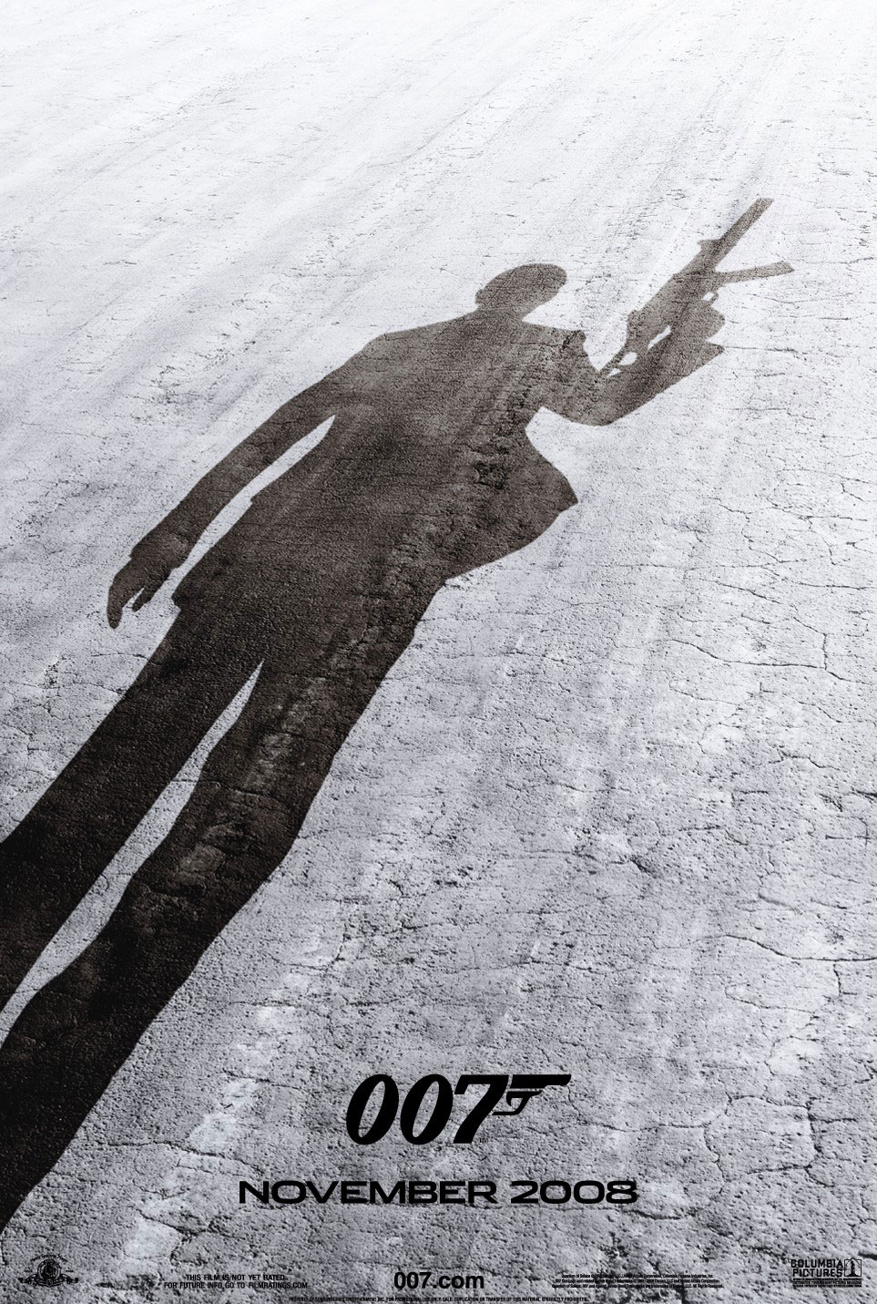 [quantum-of-solace-teaser-poster-full.gif]
