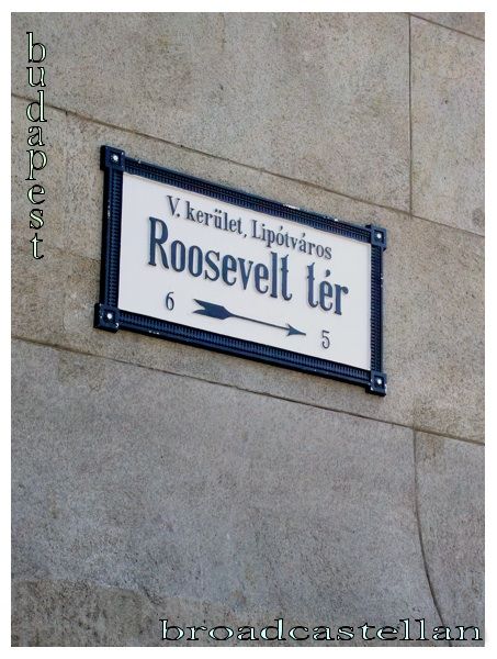 [Roosevelt+Square.jpg]