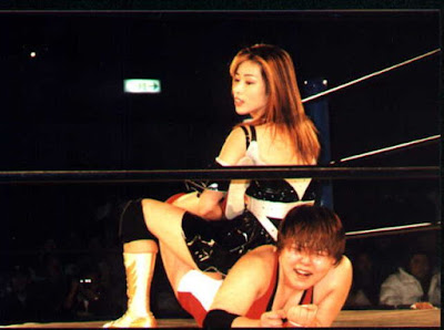 sexy Japanese wrestler Chikako Shiratori