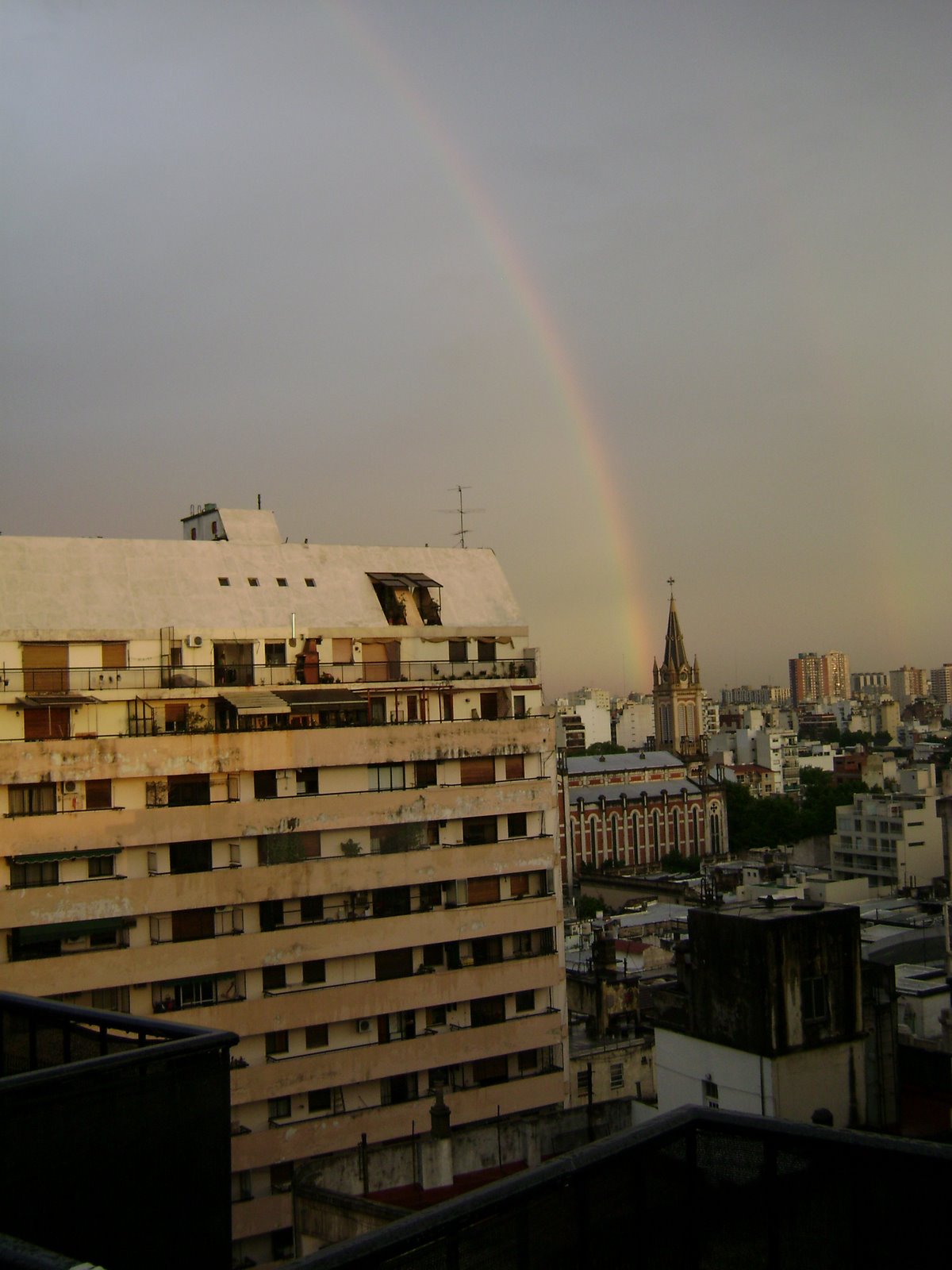 [arco+iris.JPG]