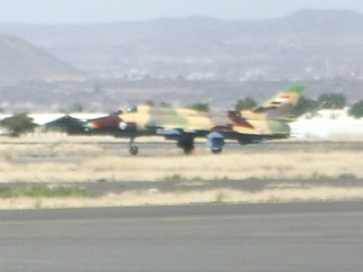 [Yemen_Su-22M-2 Fitter-J.jpg]
