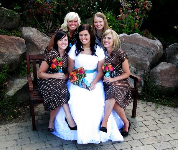 [the+bride+and+her+maids.jpg]