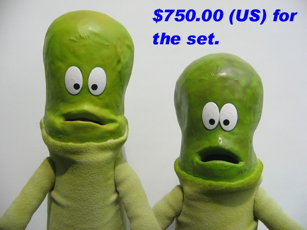 [aliens+for+sale.jpg]