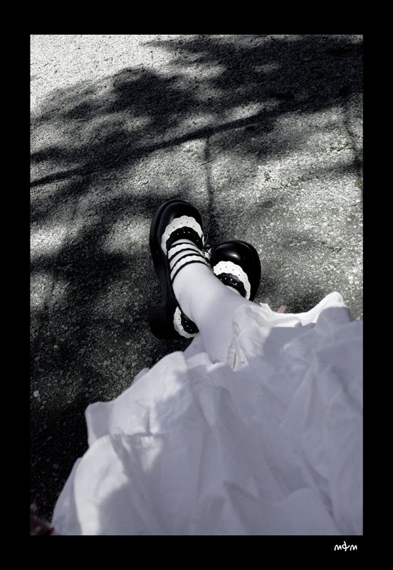 [lolita+shoes+art.jpg]