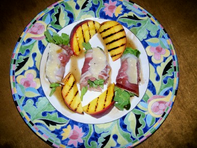 [grilled+peaches+1+websize.jpg]