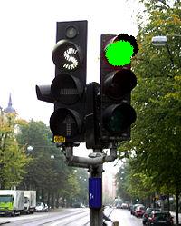 [200px-Public_traffic_signal.jpg]