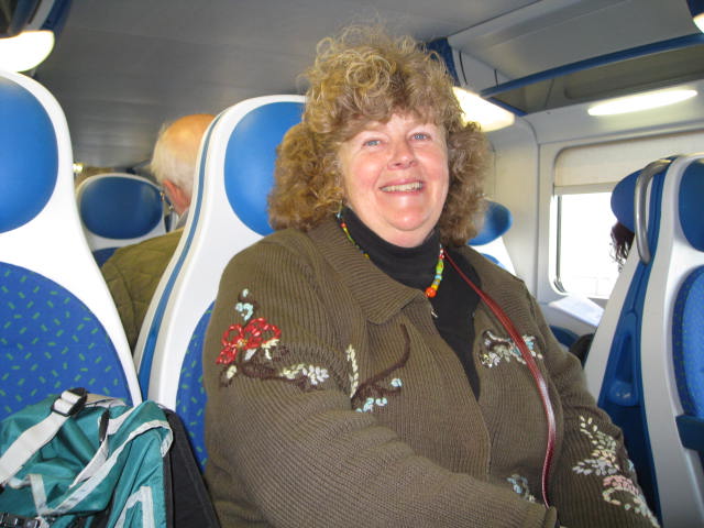 [Nancy+on+train+to+Florence.jpg]