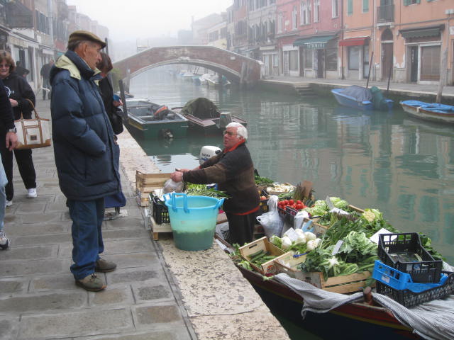 [veggie+boat+Murano.jpg]