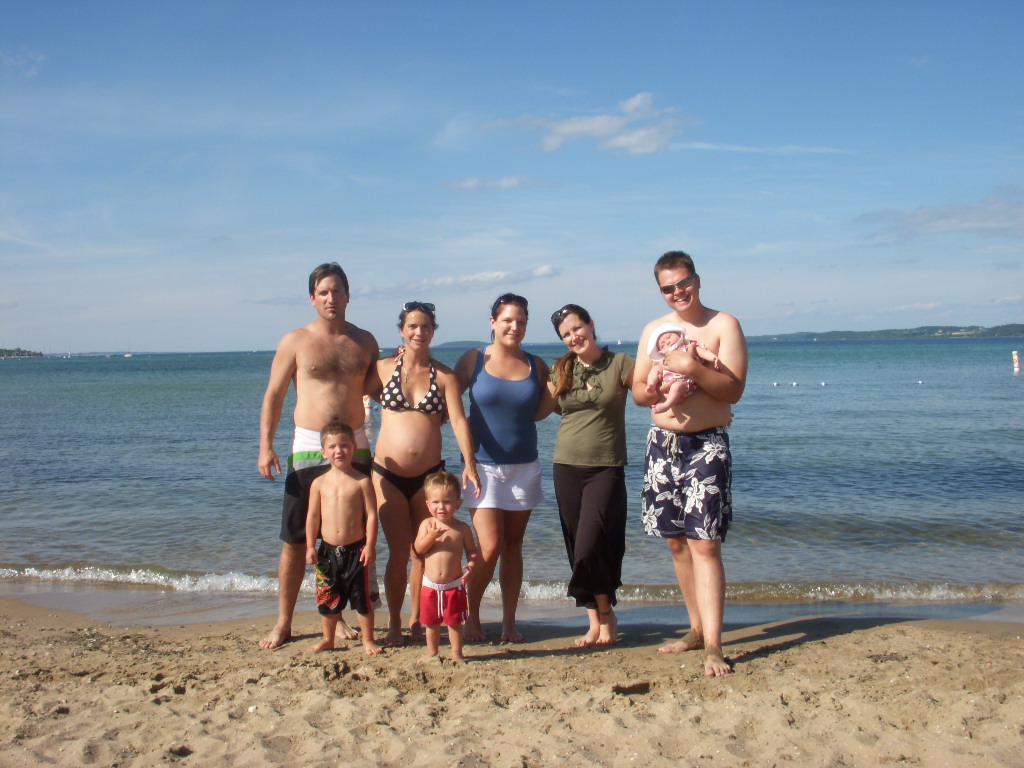 [Group+photo+beach+hegge+kristy.jpg]