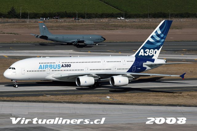 [FIDAE_08_Llegada_A380_0089.jpg]