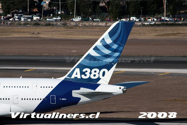 [FIDAE_08_Llegada_A380_0091.jpg]