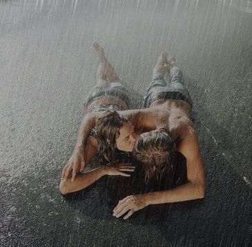 rain-kissing-scene.gif