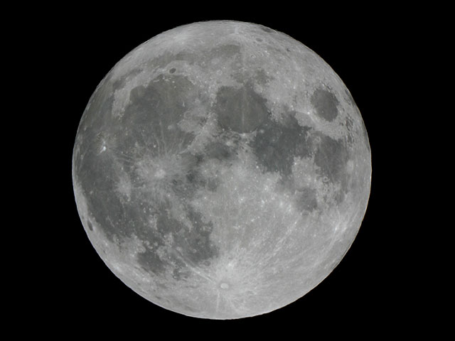 [2004-08-30-Luna-llena.jpg]
