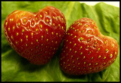 [strawberryhearts.jpg]
