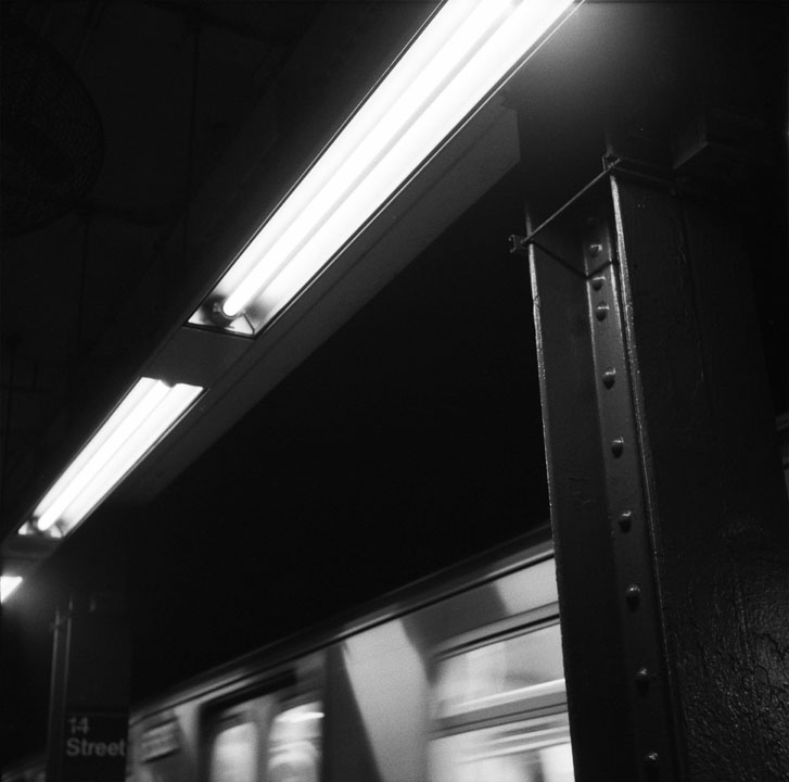 [nyc-train-120-web02.jpg]