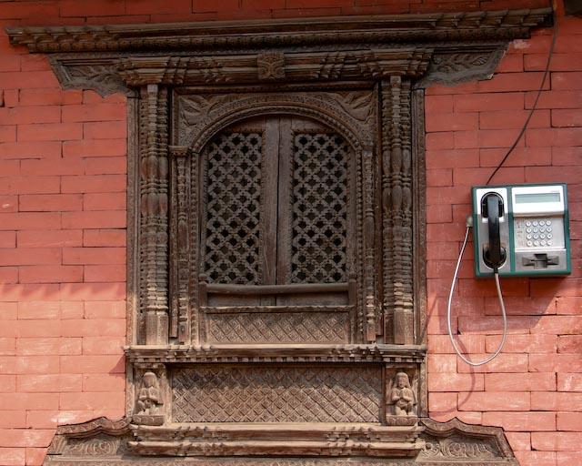 [Bhaktapur+ventana+++telÃ©fono.jpg]