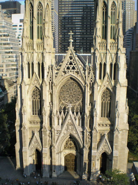 [08.St.Patrick's+Cathedral+by+David+Shankbone.jpg]
