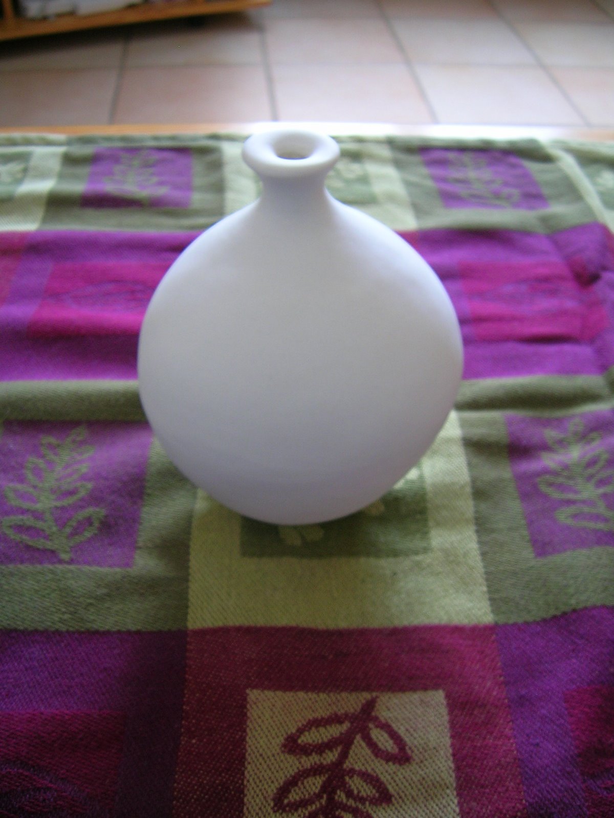 [vase+porcelaine+non+emaillee+(3).jpg]
