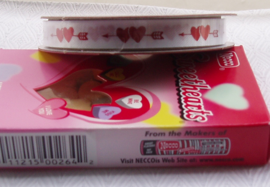 [Ribbon+and+sweets.JPG]