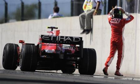 [Massa+abandona+Hungaroring+2008.jpg]