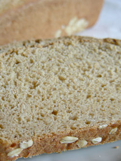 [whole_grain_bread_detail.jpg]