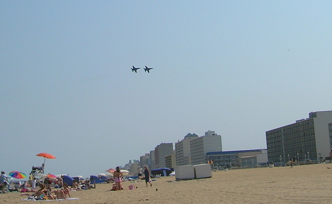 [2007-09-06+-+VA+Beach+011.jpg]