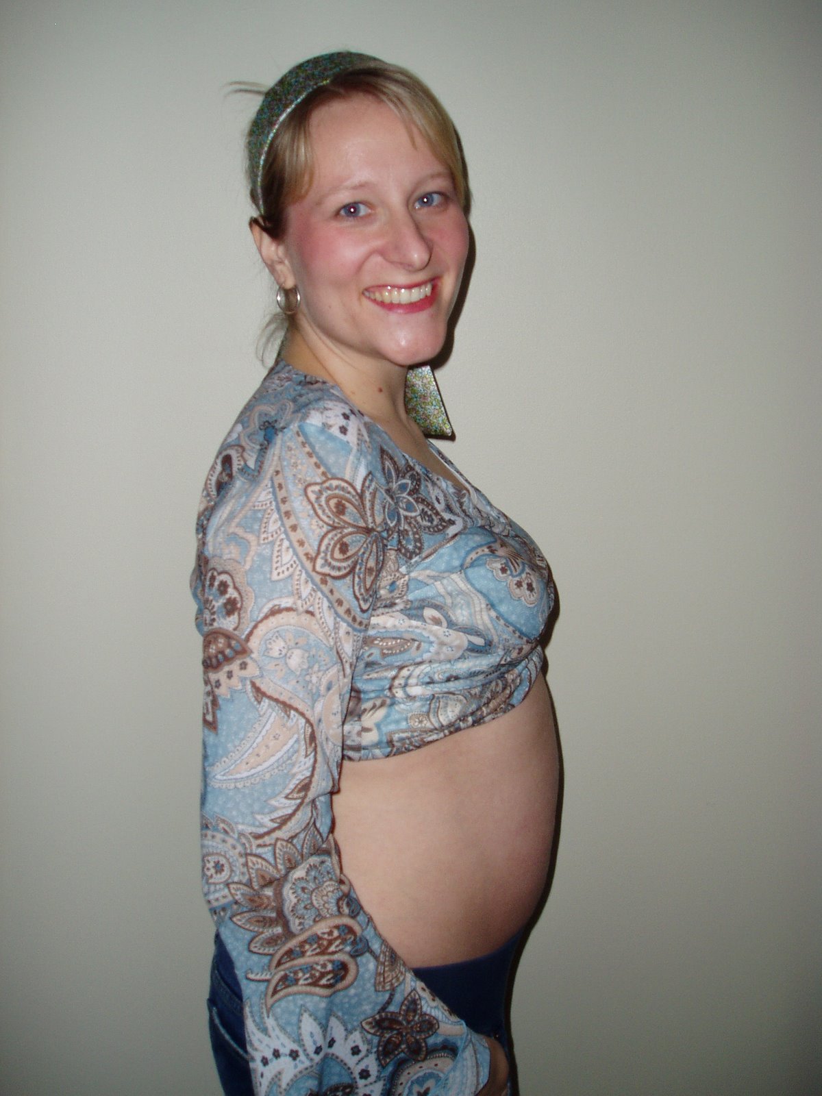 [2007+March+18+weeks+pregnant+049.jpg]