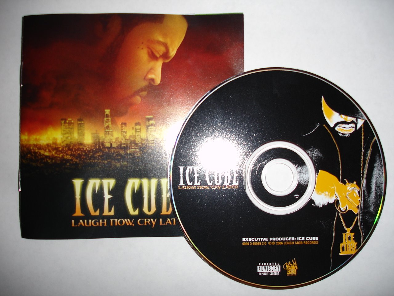 [00-ice_cube-laugh_now_cry_later_(proper_retail)-2006-exe.jpg]