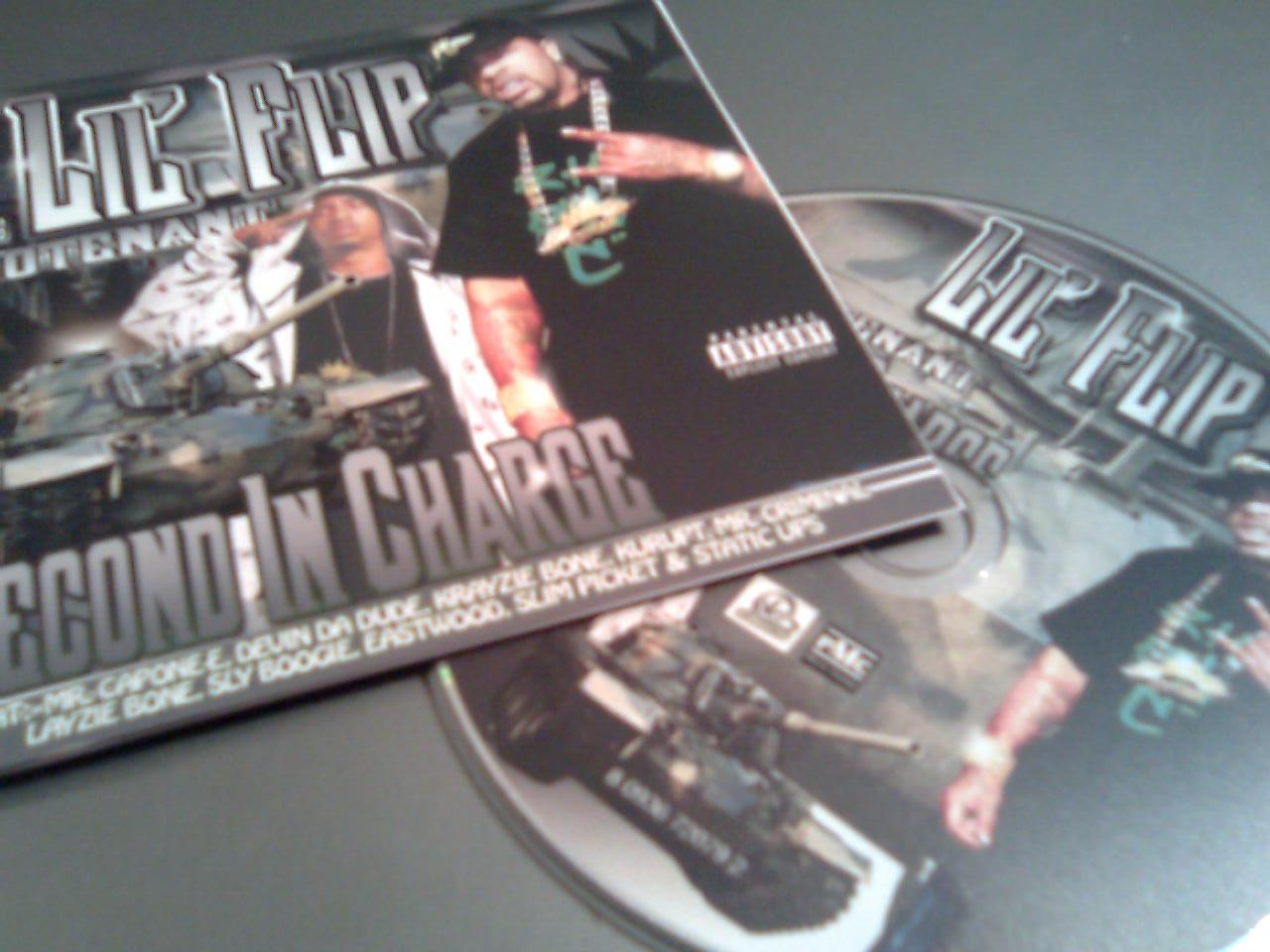 [lil_flip_presents_lootenant-second_in_charge-2008-scan.jpg]