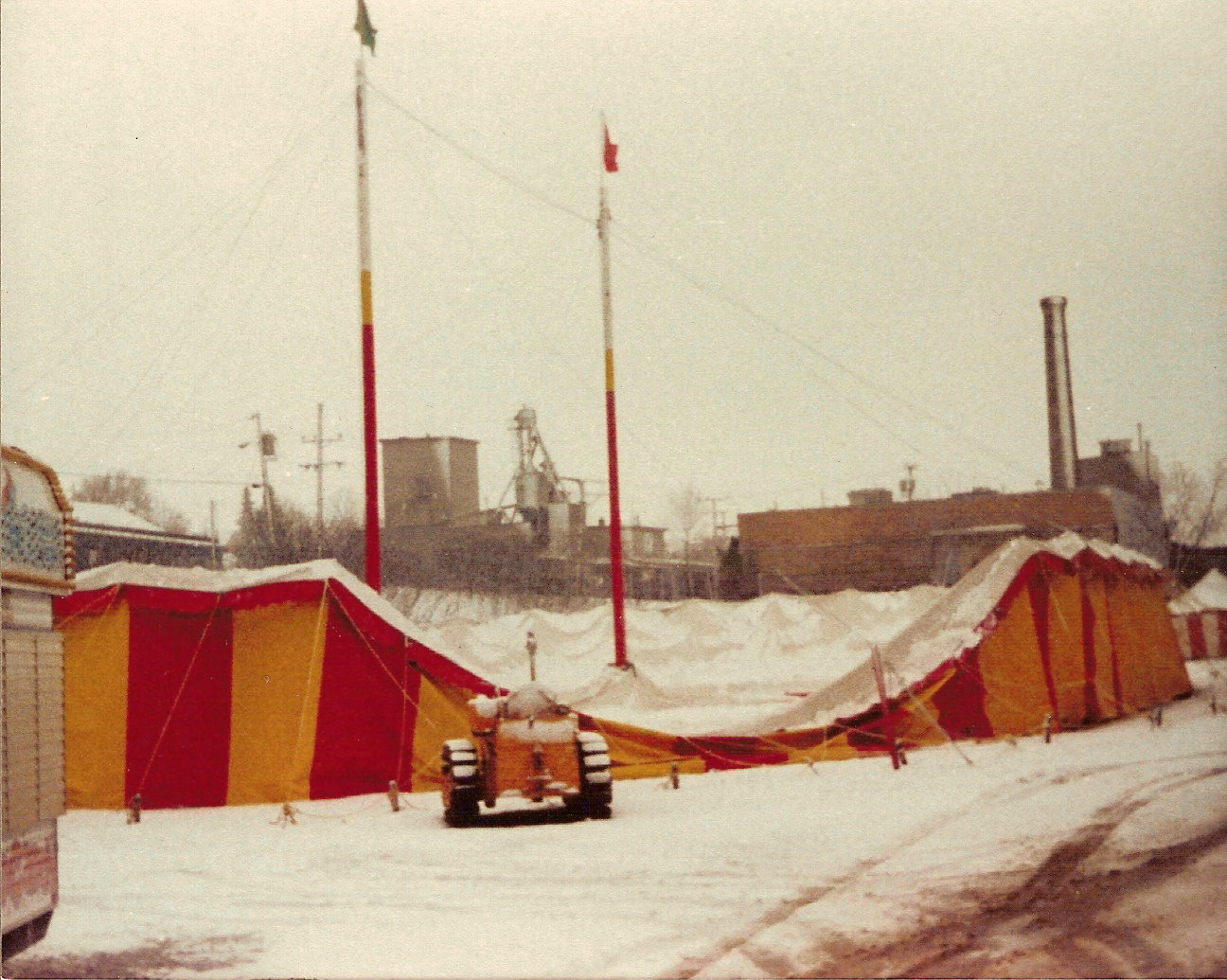 [Snow+Tent+043.jpg]