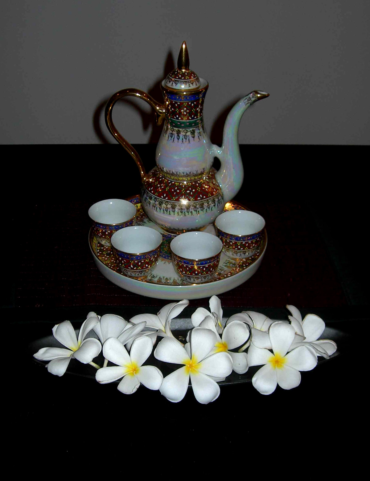 [Flower+&+Tea+Set+4.jpg]