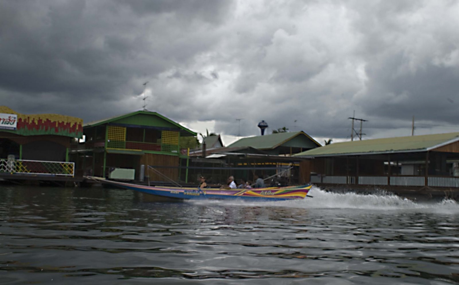 [Speedboat+on+River+Kwai-65.jpg]