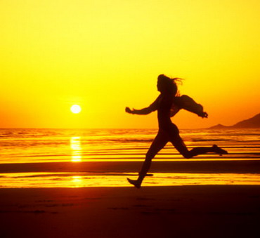 [Woman_running_beach_dupe.jpg]