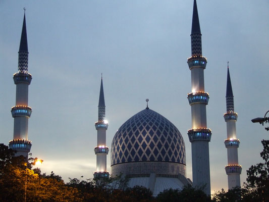 [Sultan+Mosque,+Kuala+Lumpur.jpg]